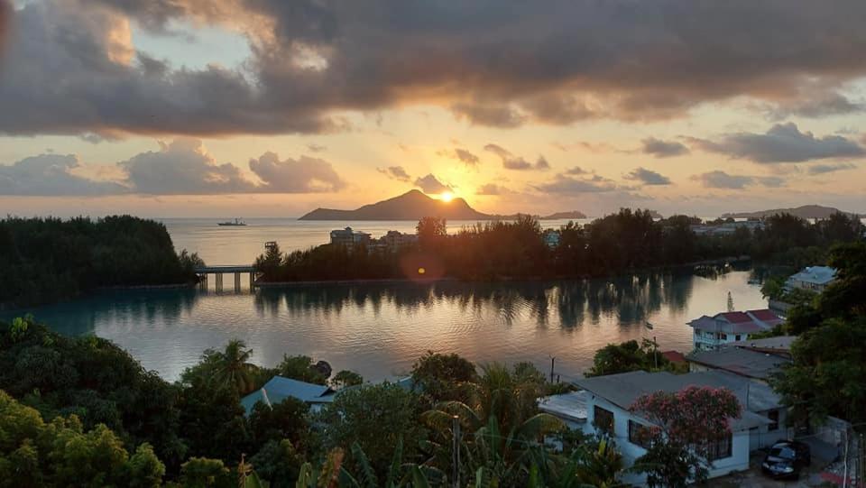 Ferienwohnung Hibiscus House Seychelles Self Catering Victoria Exterior foto